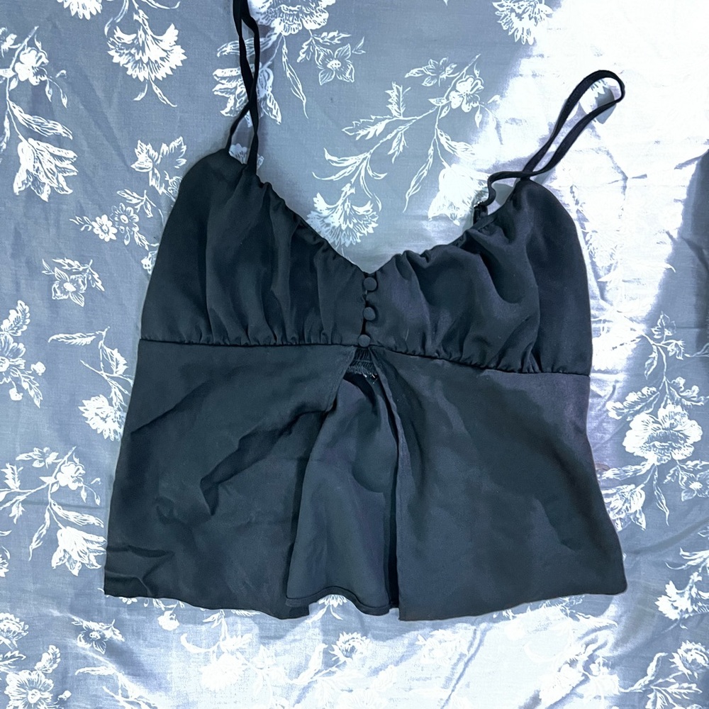 black crop top